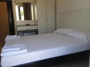 Rondos Hotel - Image 3