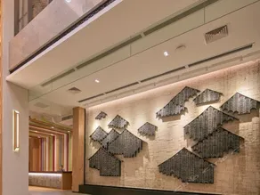 Ningbo New Eastern Zone Convention and Exhibition Center Maison New Century Hotel - Image 2