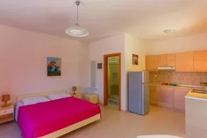 Replay Apartments - Image 4