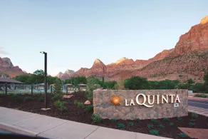 La Quinta Inn & Suites by Wyndham at Zion Park/Springdale - Image 3