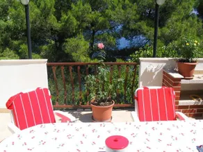 Holiday Home Tomic Private Beach - Image 5