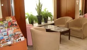 Peter's Apartments Hotel - Image 3
