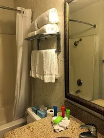 Channel Islands Inn - Image 2