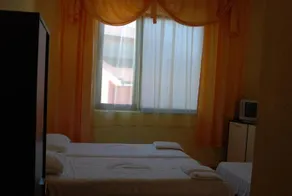 Guest House Italia - Image 5