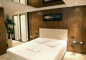 Opium Motel - Image 4