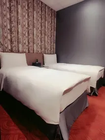 Di Hua Jie Stay - Image 3
