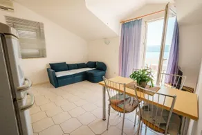 Holiday Home Repic - Image 5