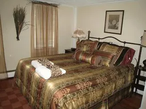 Stagecoach Inn - Image 3