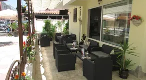 Diva House - Image 2
