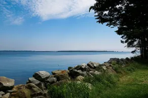 Grandma's Oceanfront in Port Medway - 3 Br Cottage - Image 1