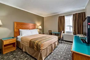 Airport Travellers Inn - Image 2