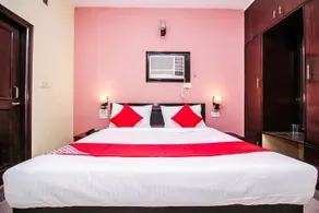 OYO Flagship 22531 Ever Green Guest House - Image 3