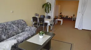 Apartman Namesti Hostinne - Image 5