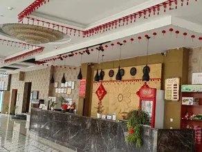 YANGLING JINGHAO HOTEL - Image 5