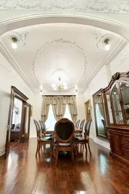 Montreal Chateau - Image 3