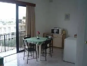 Highlander Guest House And Bar - Image 5