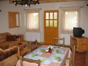 Hocza Apartmanhaz - Image 4