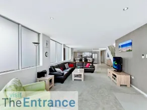 Catalina Luxury Apartments 9 - Image 3
