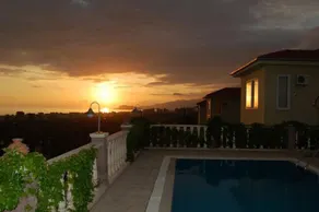 Villa - Image 5