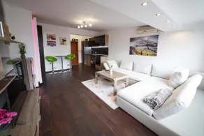 Royal Studio Apartment - Image 4
