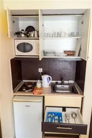 Kamari Apartments - Image 5