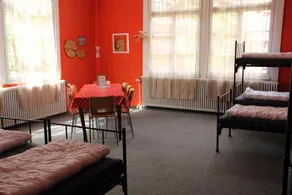 Downtown Lodge (Hostel) - Image 3