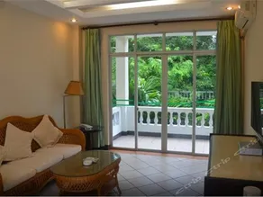 Wuzhishan City Garden Villa Resort - Image 3