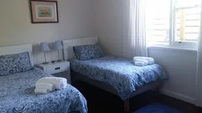 Friends Holiday House - Image 2