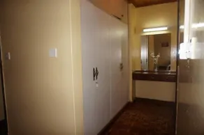 Eden Suites and Lounge - Image 4