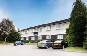 Travelodge Chester Warrington Road - Image 4