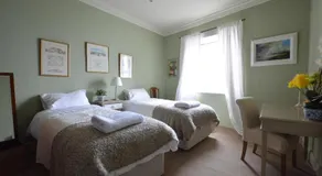 Royal Mile Elegance - Space & Luxury - Image 4