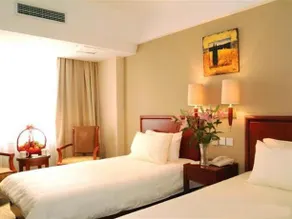 Greentree Inn Cangzhou Huanghua Ping An Street Hotel - Image 2