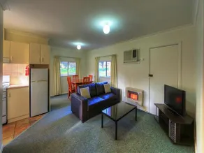Bright Freeburgh Caravan Park - Image 4