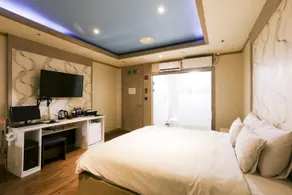 Sky Hotel Incheon - Image 3