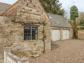 The Court Yard Cottage - Image 1