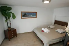 Bar Apartments - Brenner St. - Image 4