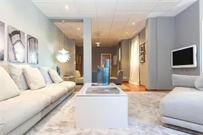SELECT HOME BOUTIQUE CENTER - Image 2