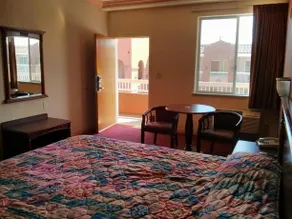 Cudahy Inn Motel - Image 3