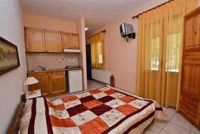 Korinas House - Image 4