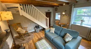 Hideaway Cottage - Image 2