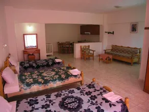 Pavlos - Image 2