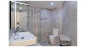 TORREMOLINOS Deluxe Apartment - Image 5