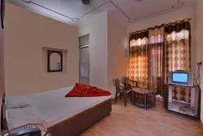 Sharma Guest House - Image 5