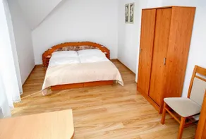 PRIVáT SAMUEL - Image 3