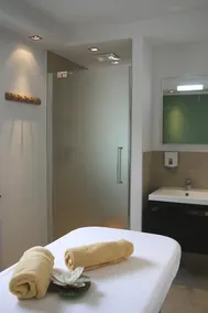 Hotel Alpina - Image 5