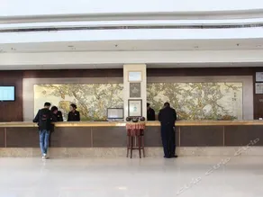 Yuanfei Hotel - Image 4
