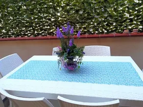 Santo's House - Image 4