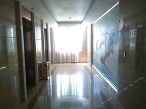 Jinyu Huazun International Hotel - Image 4