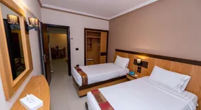 Noras Beach Hotel - Image 4