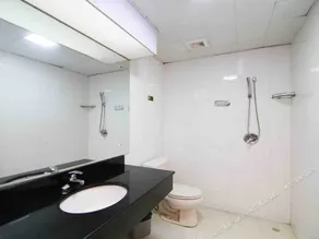 Yinqiao Hotel - Image 5